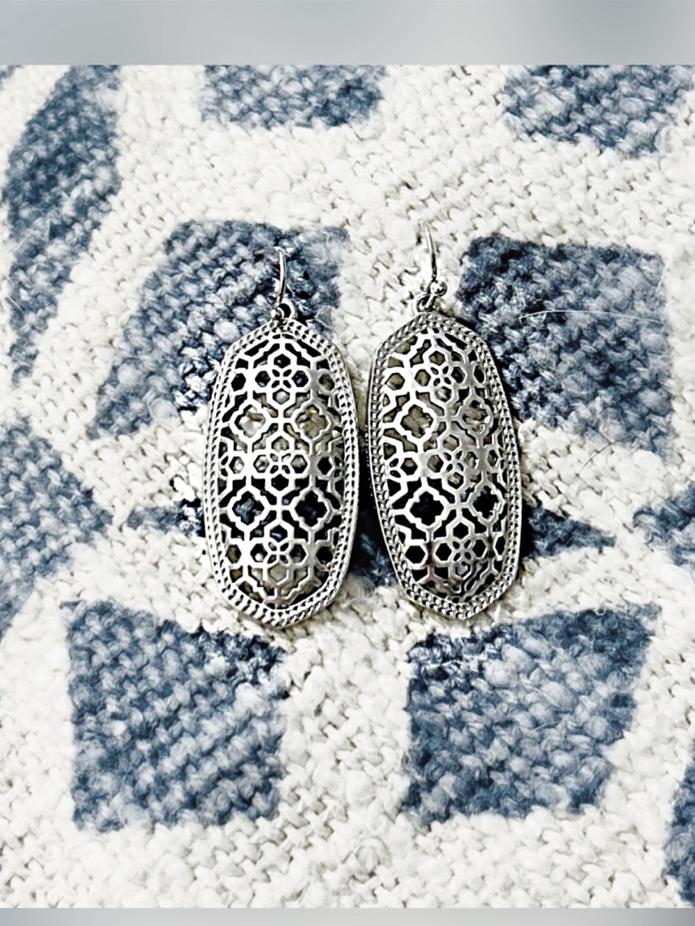 Kendra Scott Elle Filigree Drop Earrings - Picture 2 of 7